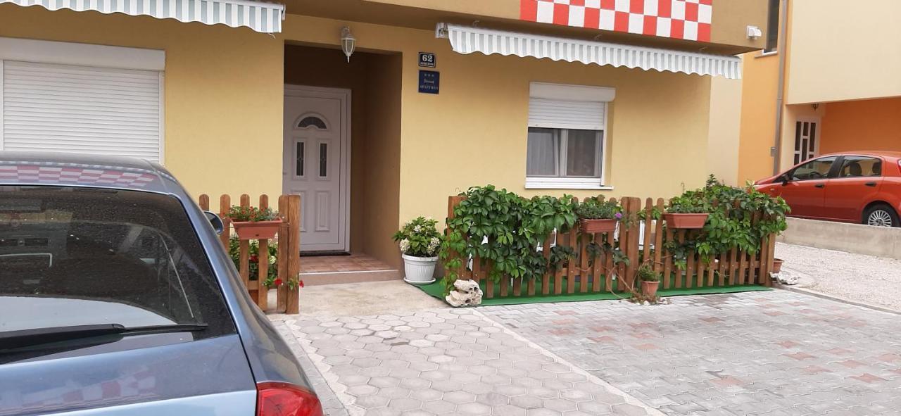 Apartment Ljubicic Podstrana Exterior foto