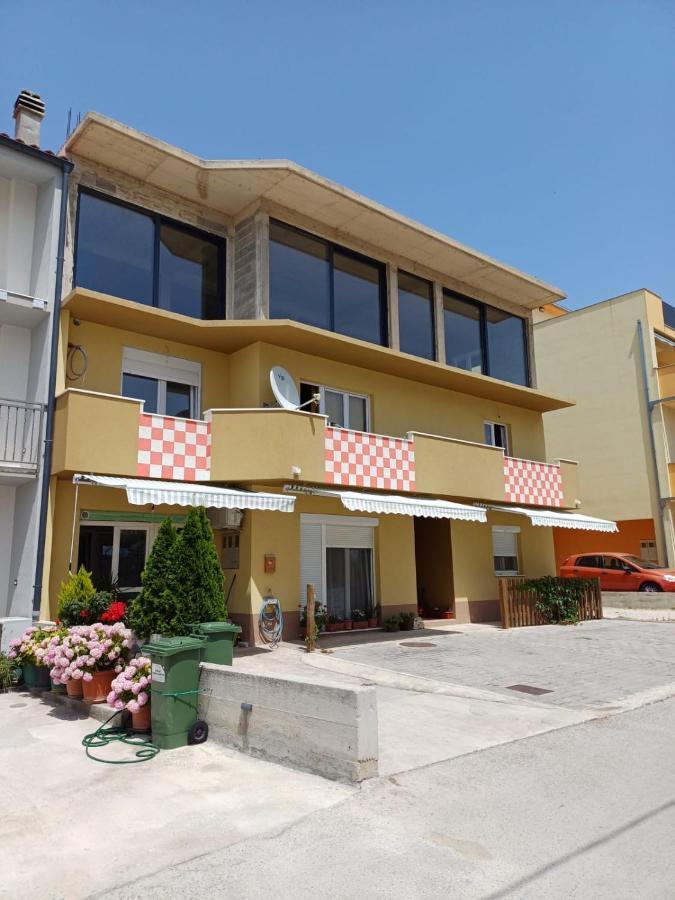 Apartment Ljubicic Podstrana Exterior foto
